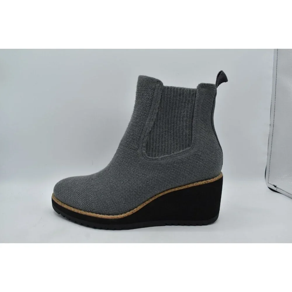 Sofft Womens Size 7.5 Eiley Grey Knit Water Resistant Platform Wedge Boots Shoes